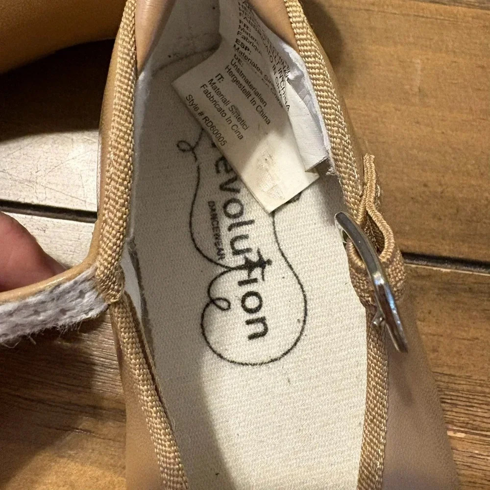 Evolution Dancewear Kids Tap Shoes Tan Mary Jane Buckle US Size 10.0C RD60005